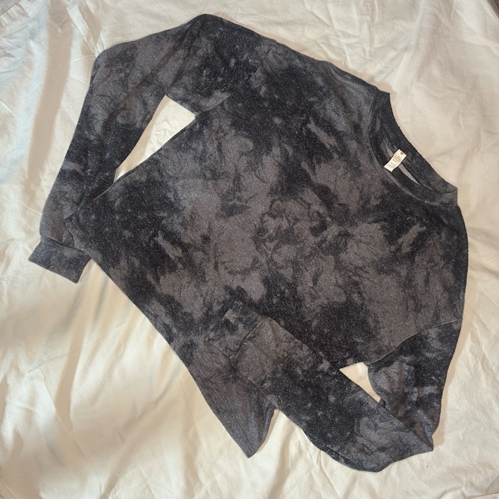 Women's Black Tie-Dye Crew Neck Sweater